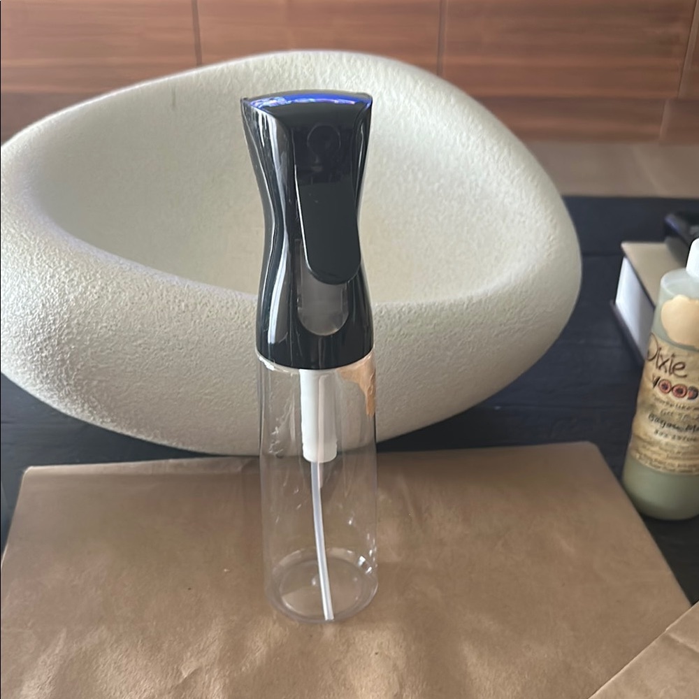 NEW continuous fine mist Spray Bottle